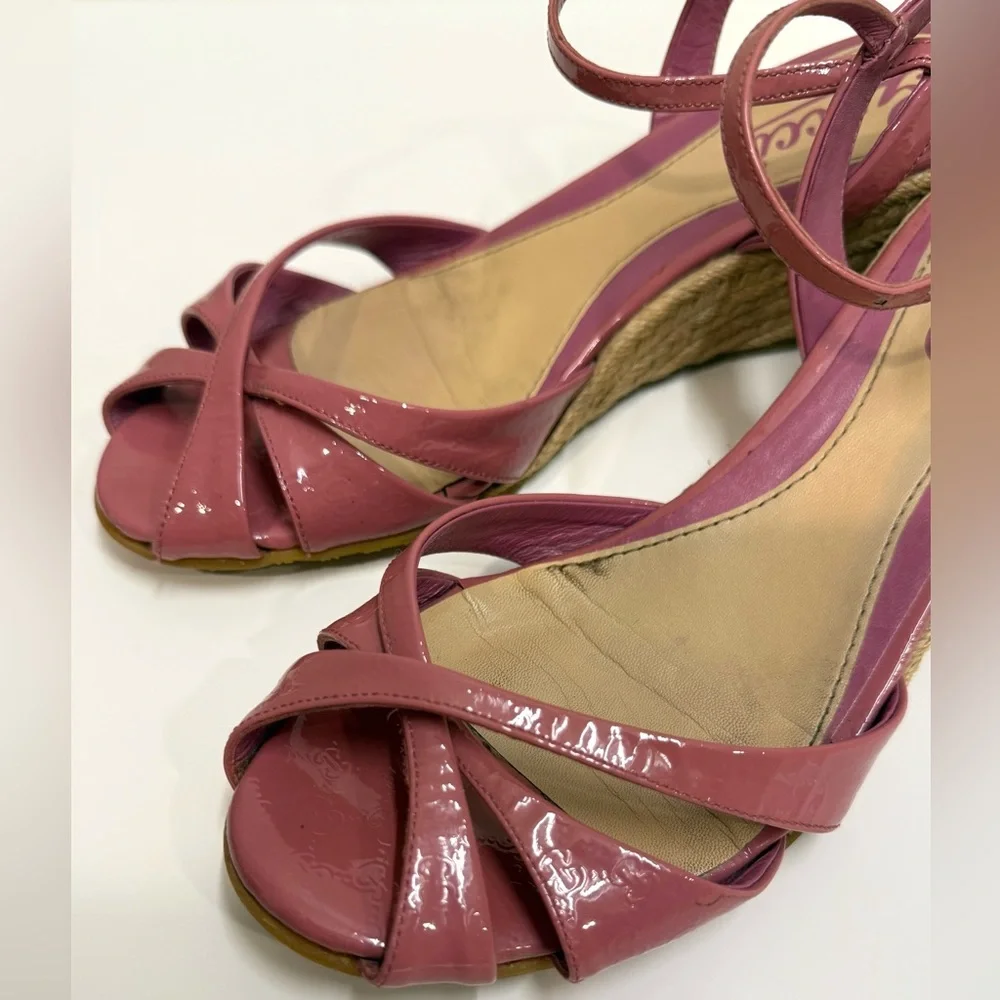 GUCCI Microguccissima Shine Low Wedge Sandals, Size 6.5‎